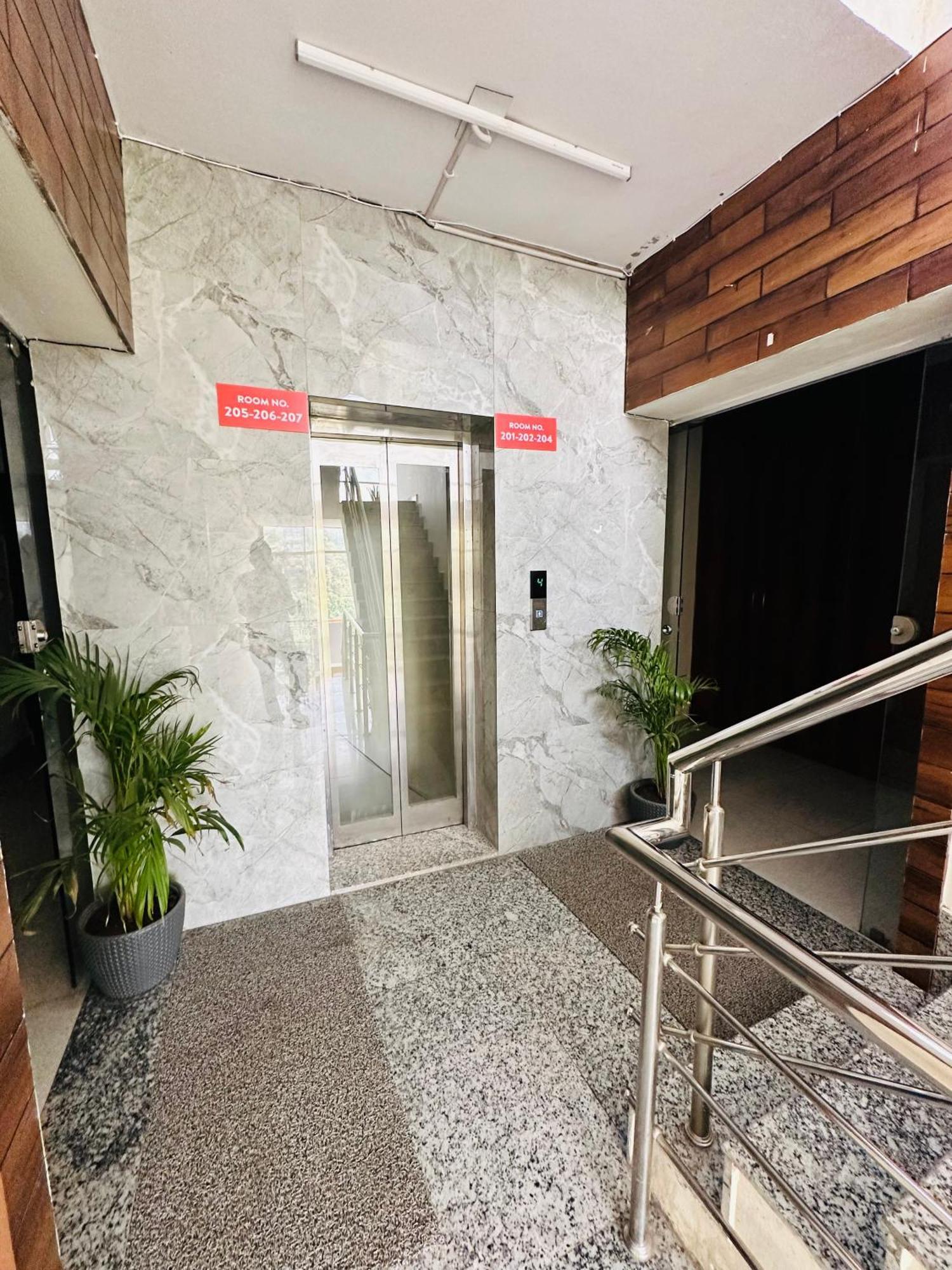 Hotel Royal Orbit By Arony Hospitality Dehradun Extérieur photo